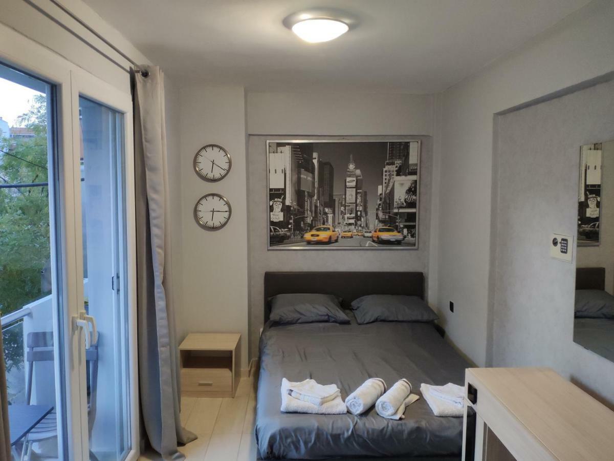Standard Apartment By Prima Lodging Солун Екстериор снимка