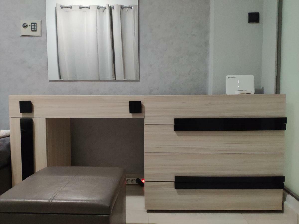 Standard Apartment By Prima Lodging Солун Екстериор снимка