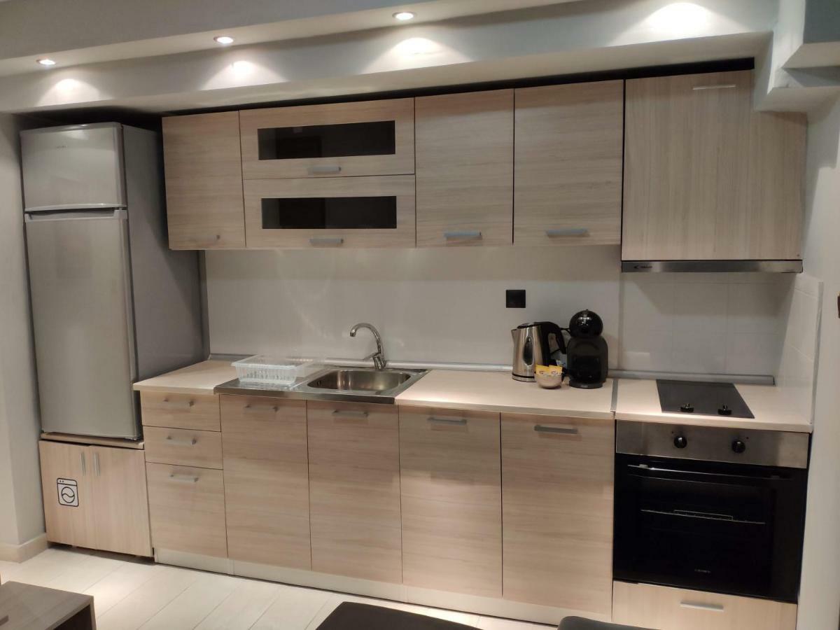 Standard Apartment By Prima Lodging Солун Екстериор снимка